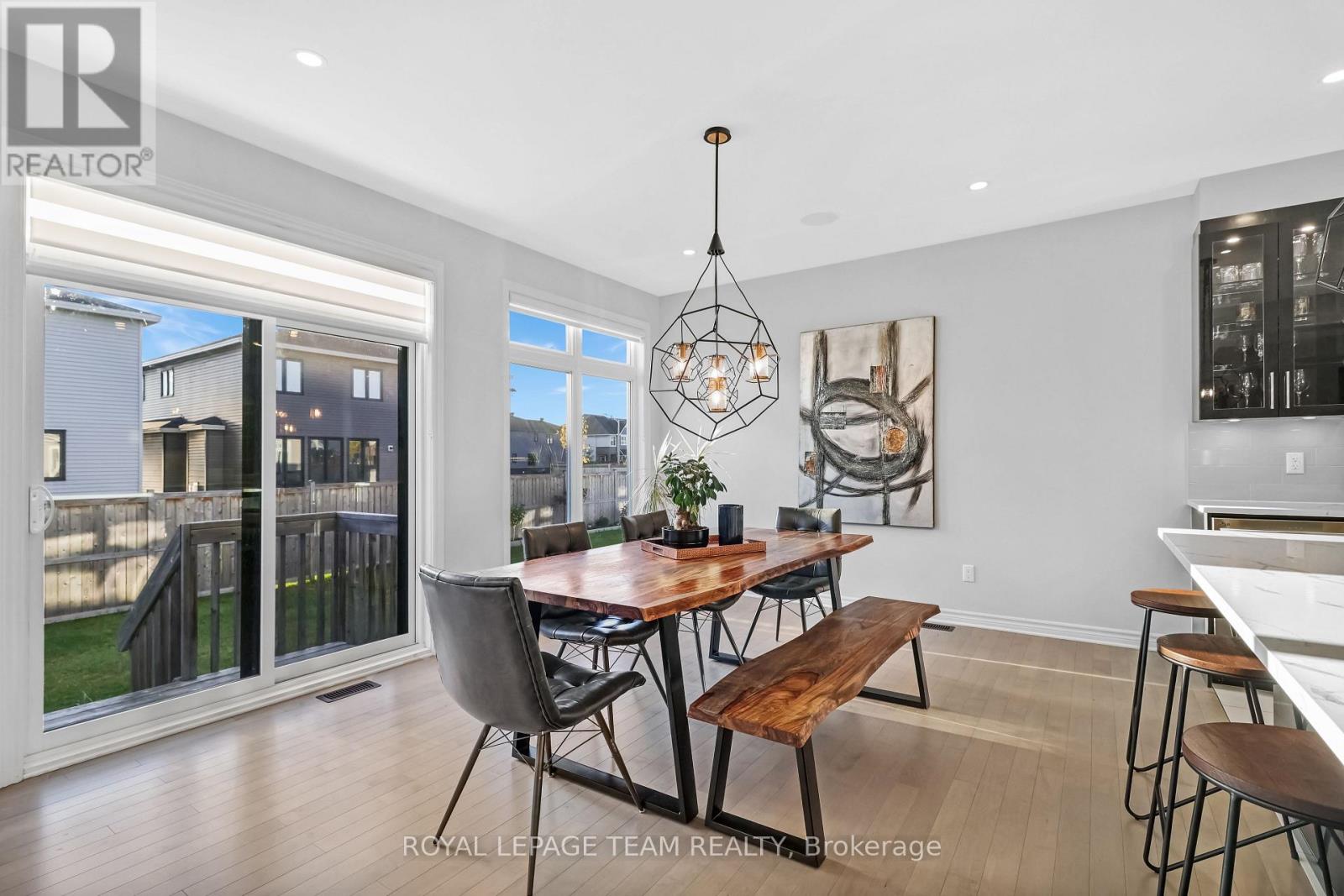 711 Moonflower Crescent