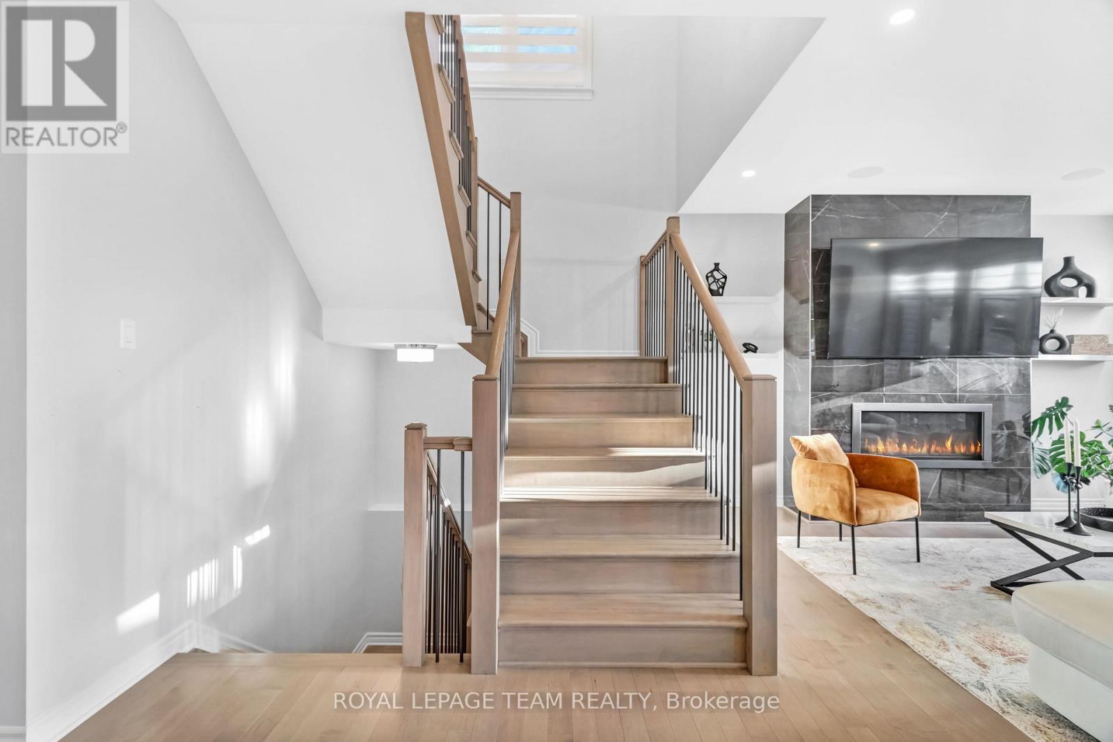 711 Moonflower Crescent