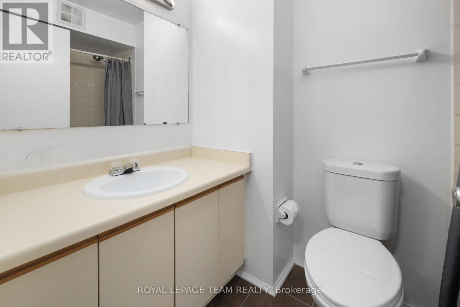 314 - 214 Viewmount Drive