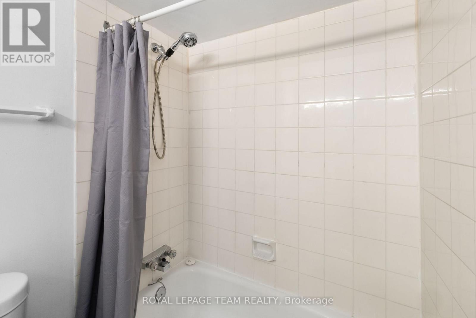 314 - 214 Viewmount Drive