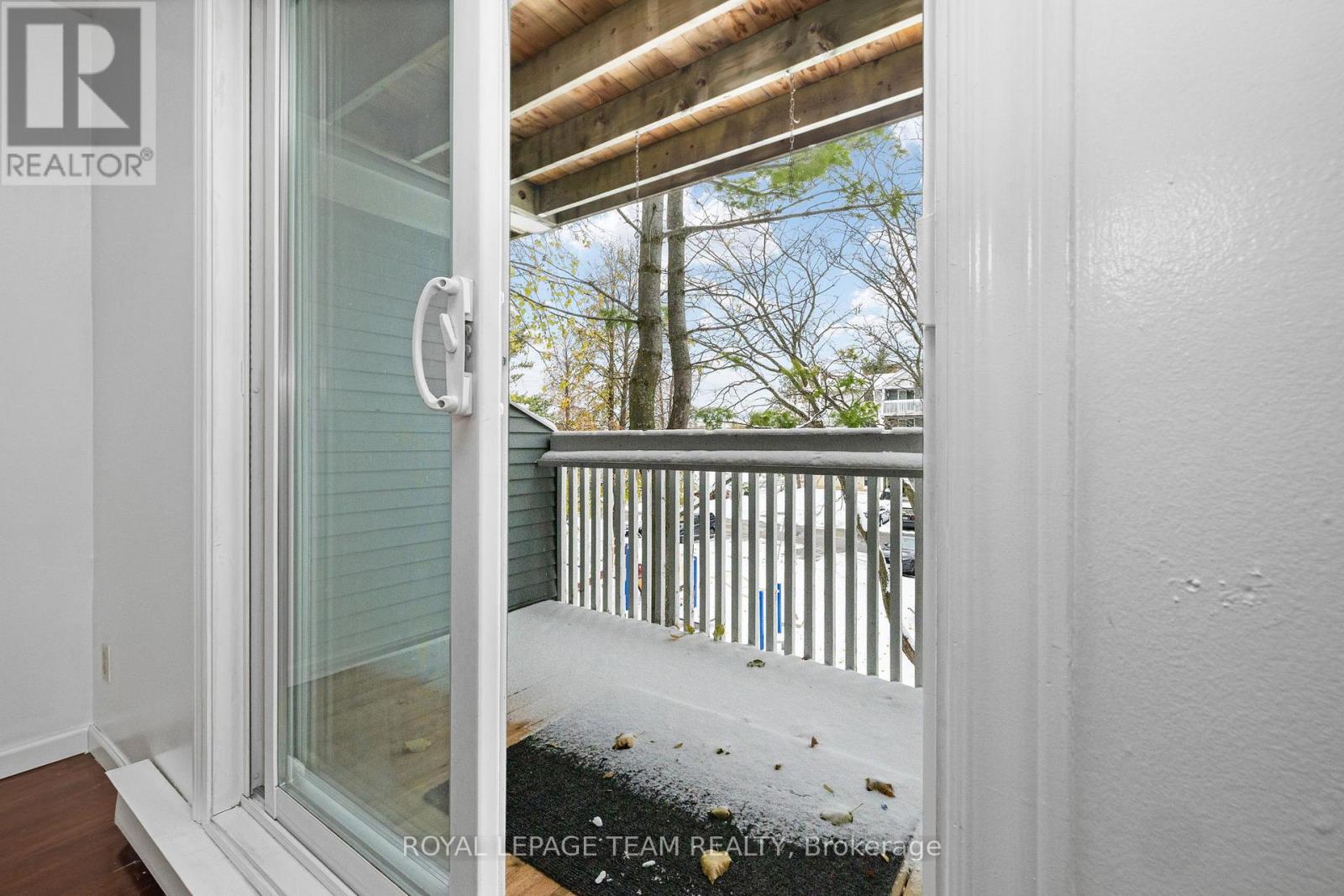 314 - 214 Viewmount Drive