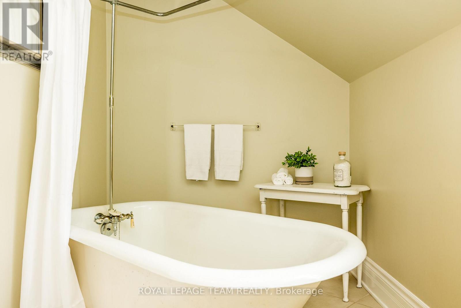 3651 Burritts Rapids Road