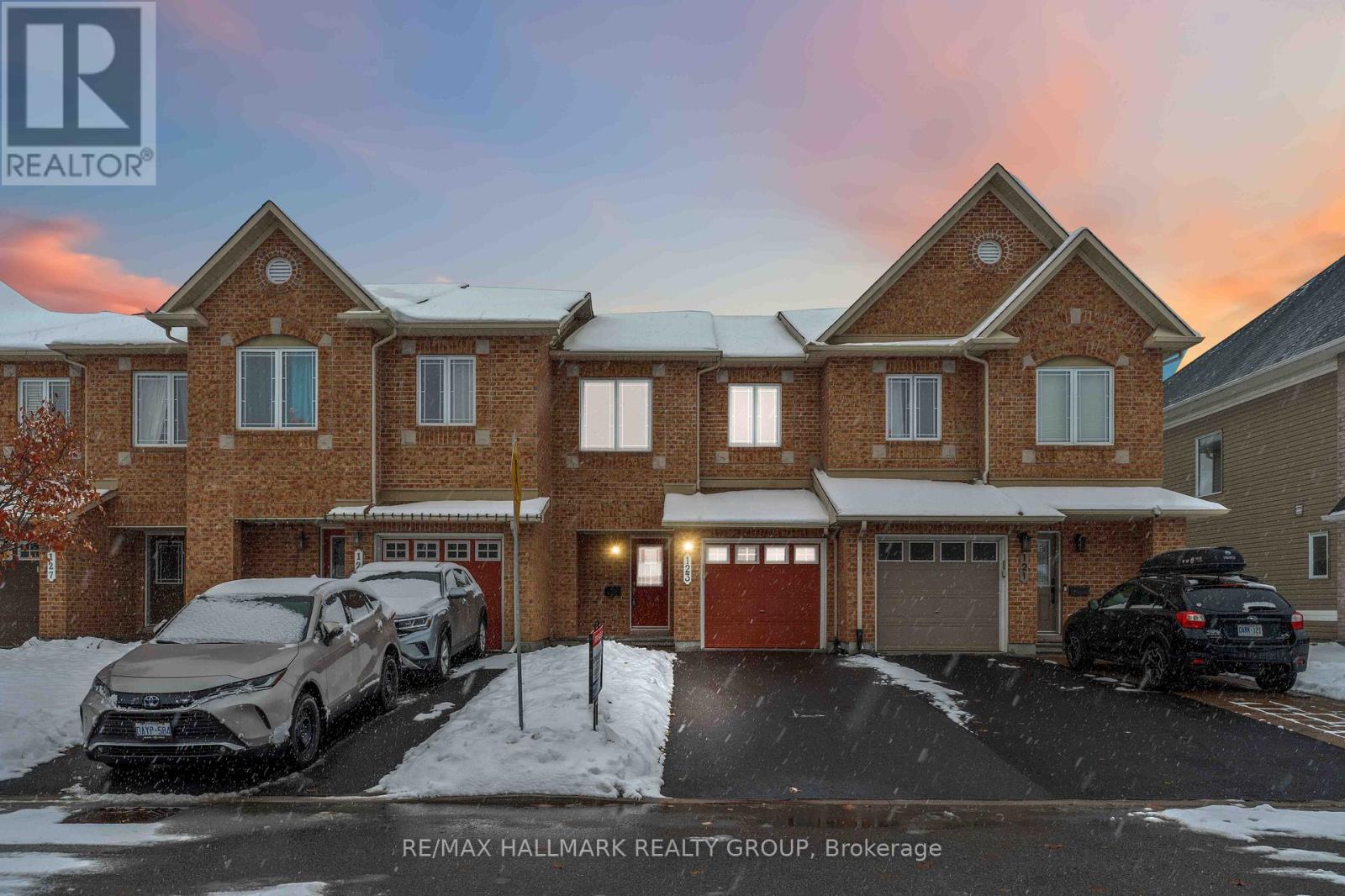 123 Silvermoon Crescent