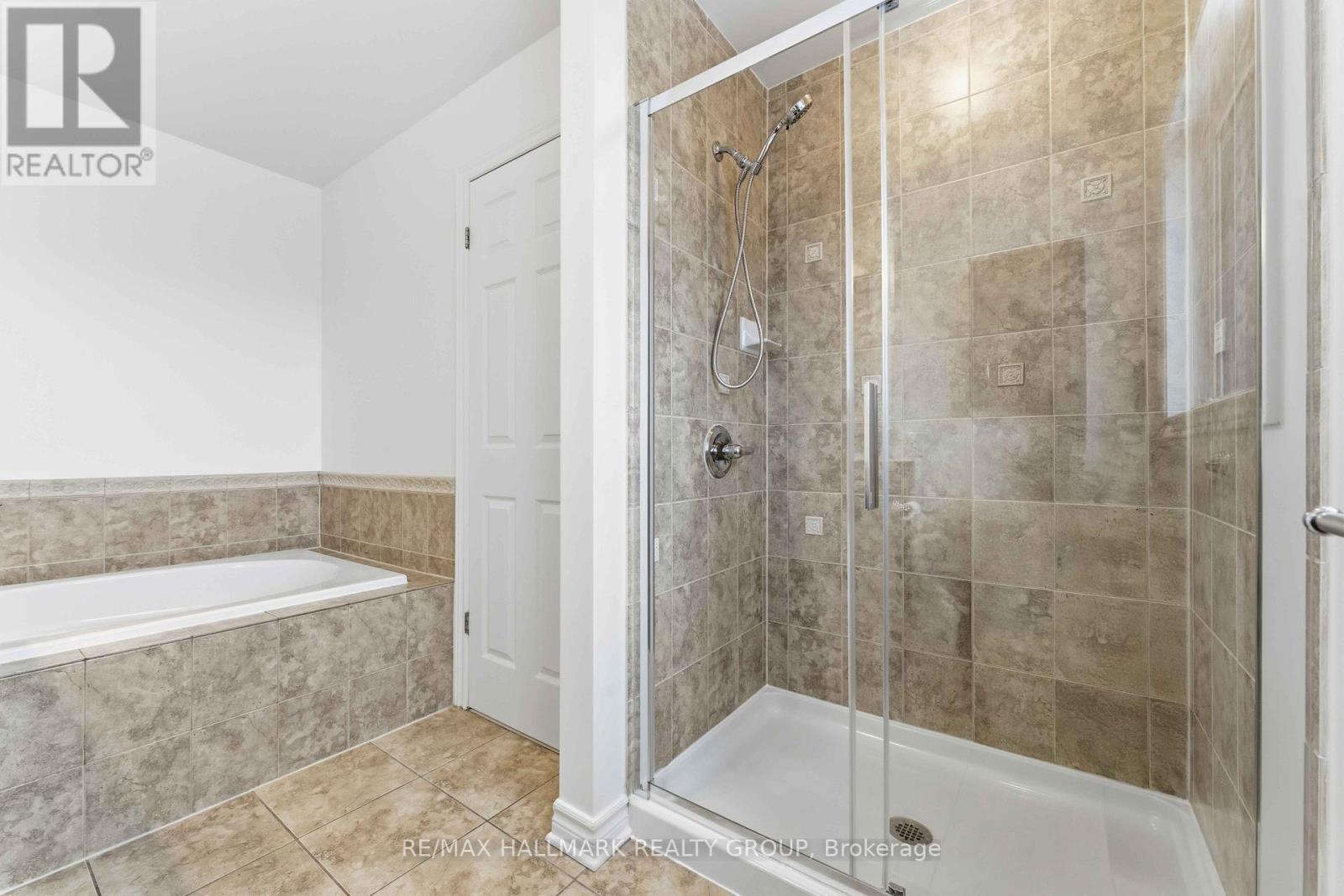 123 Silvermoon Crescent