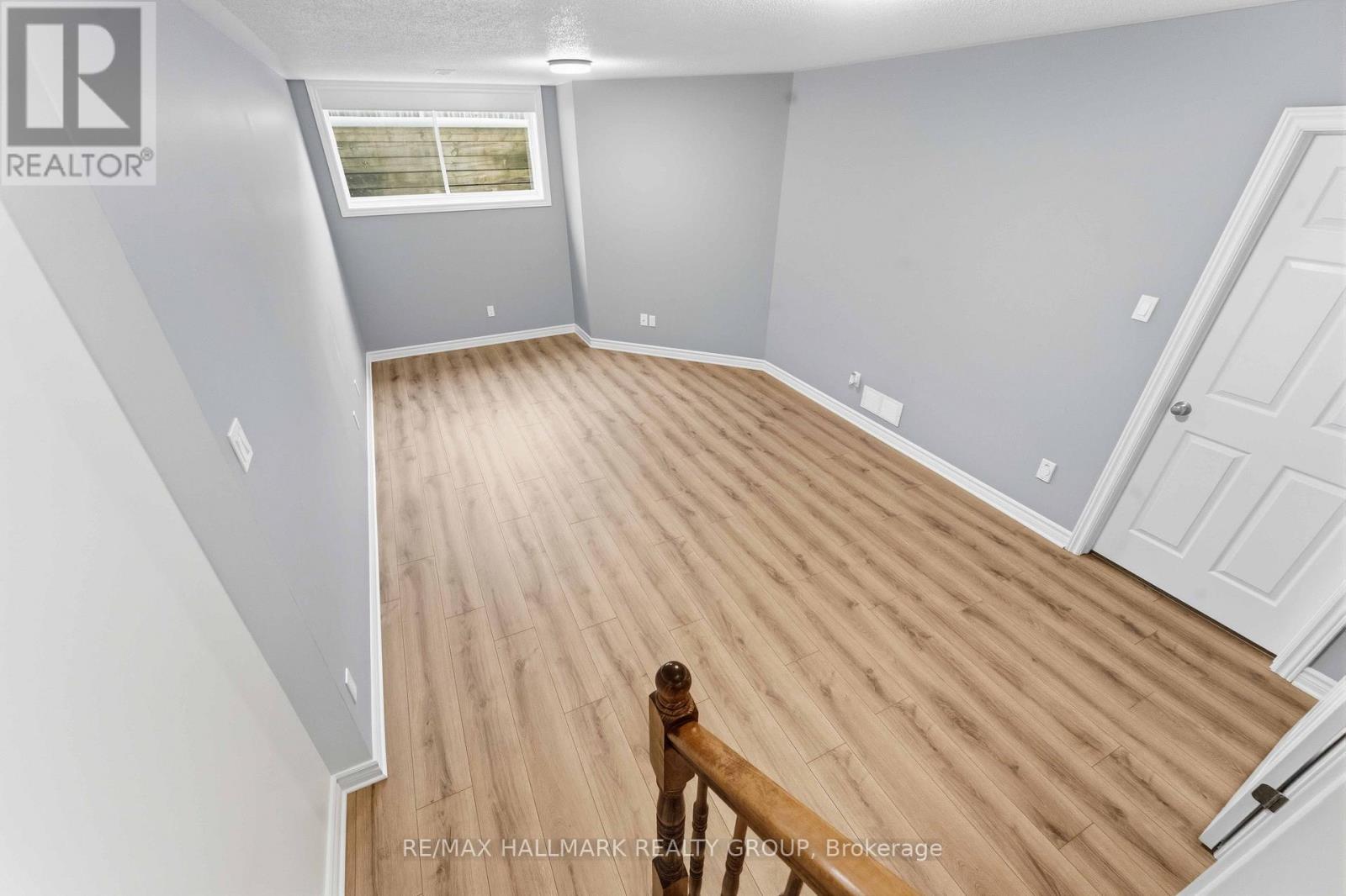 123 Silvermoon Crescent