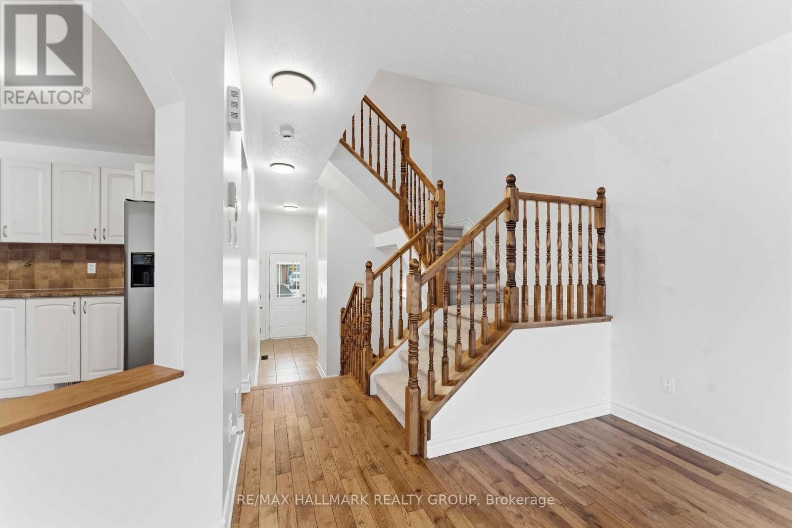 123 Silvermoon Crescent