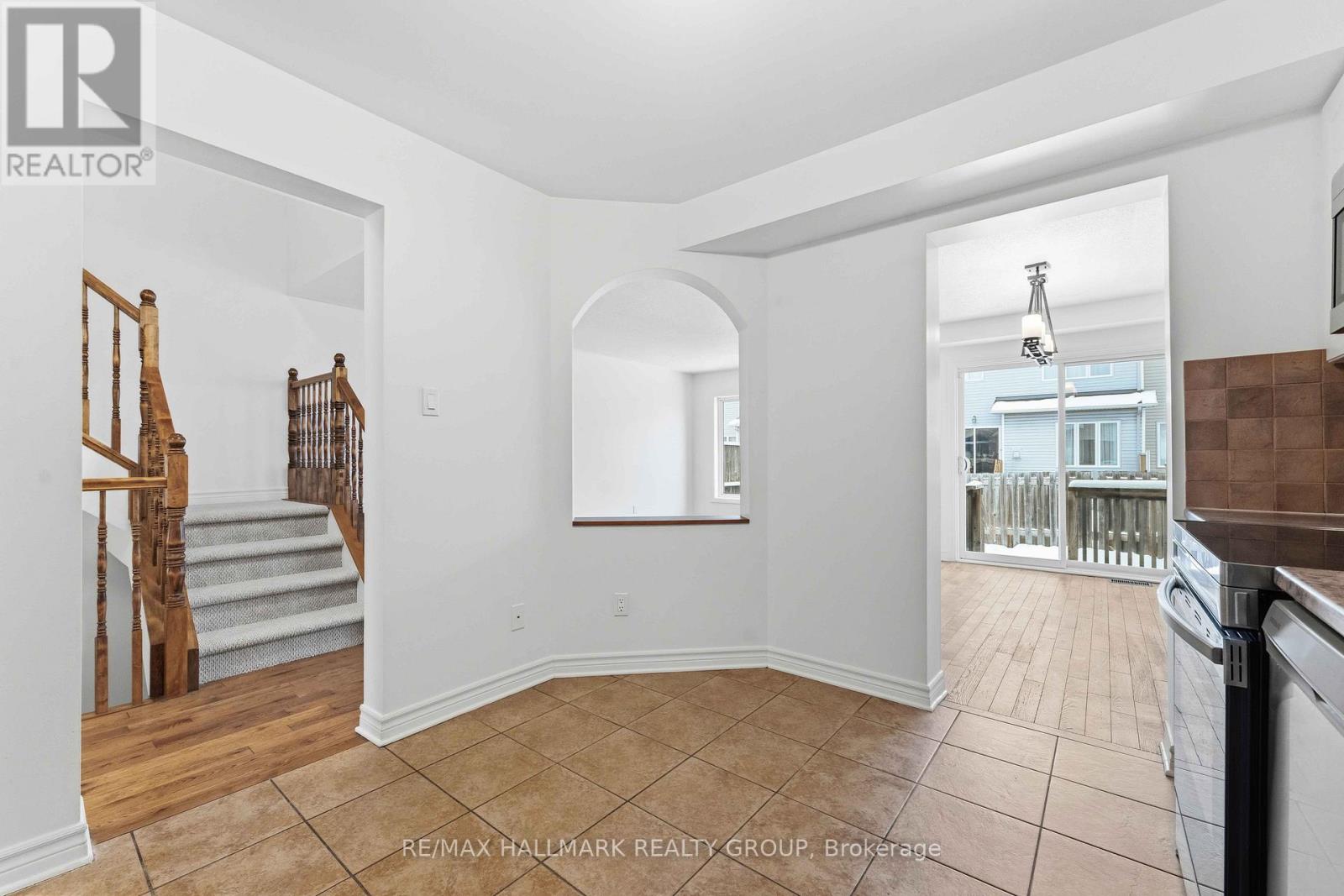 123 Silvermoon Crescent