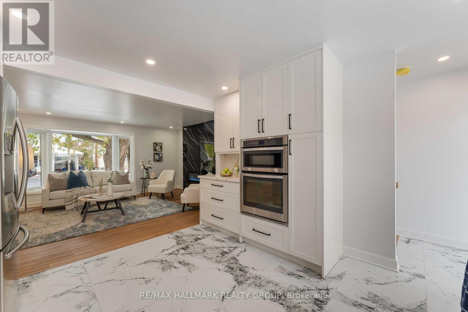 1796 Saunderson Drive