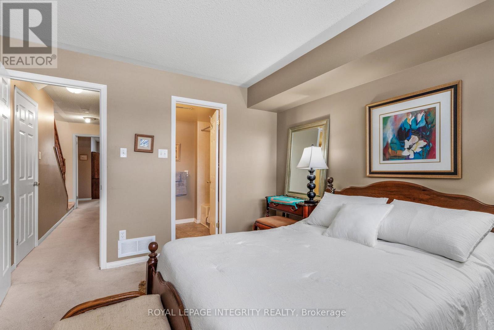 2328 Bois Vert Place