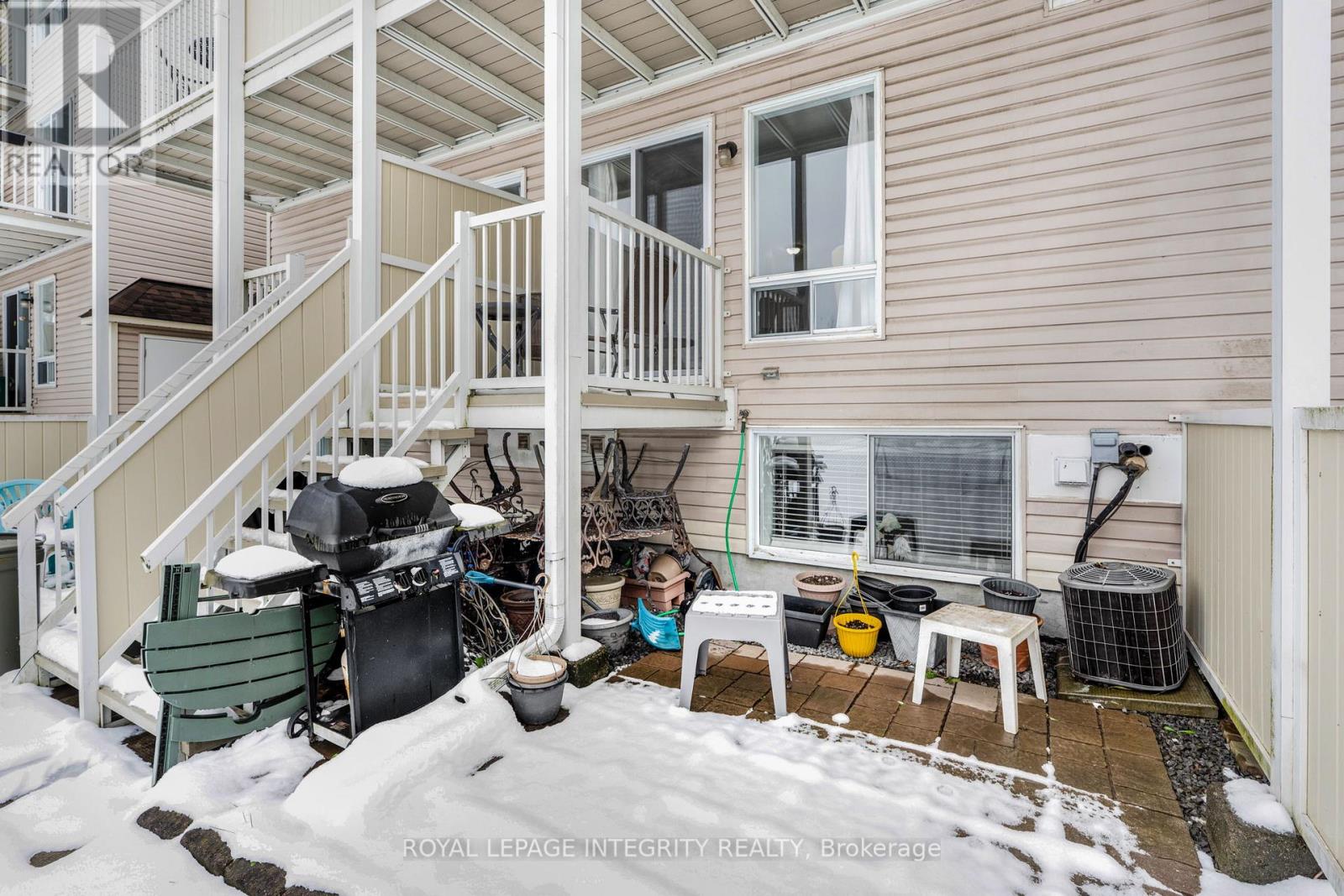 2328 Bois Vert Place