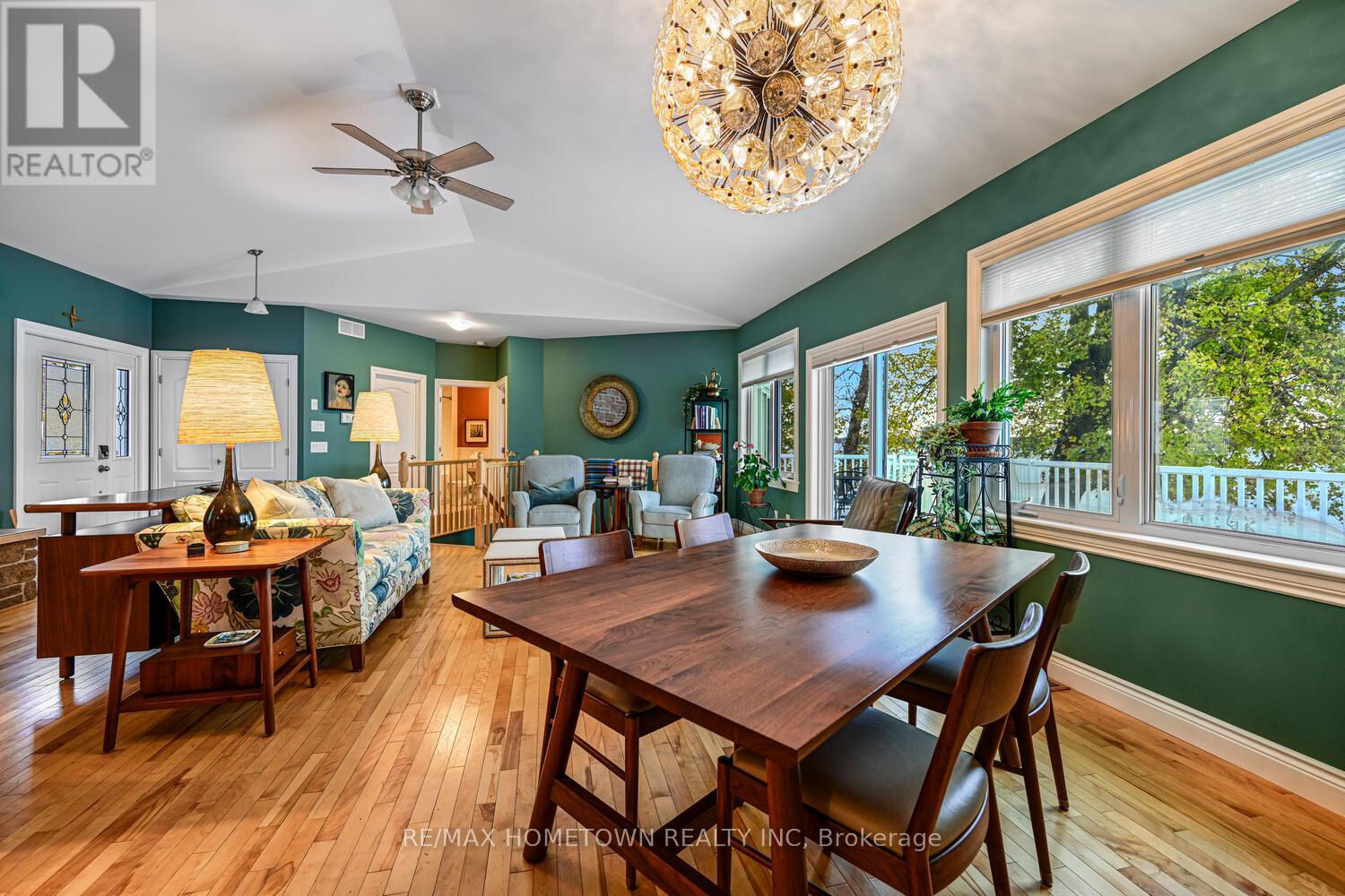 1219 County Road 2 Road