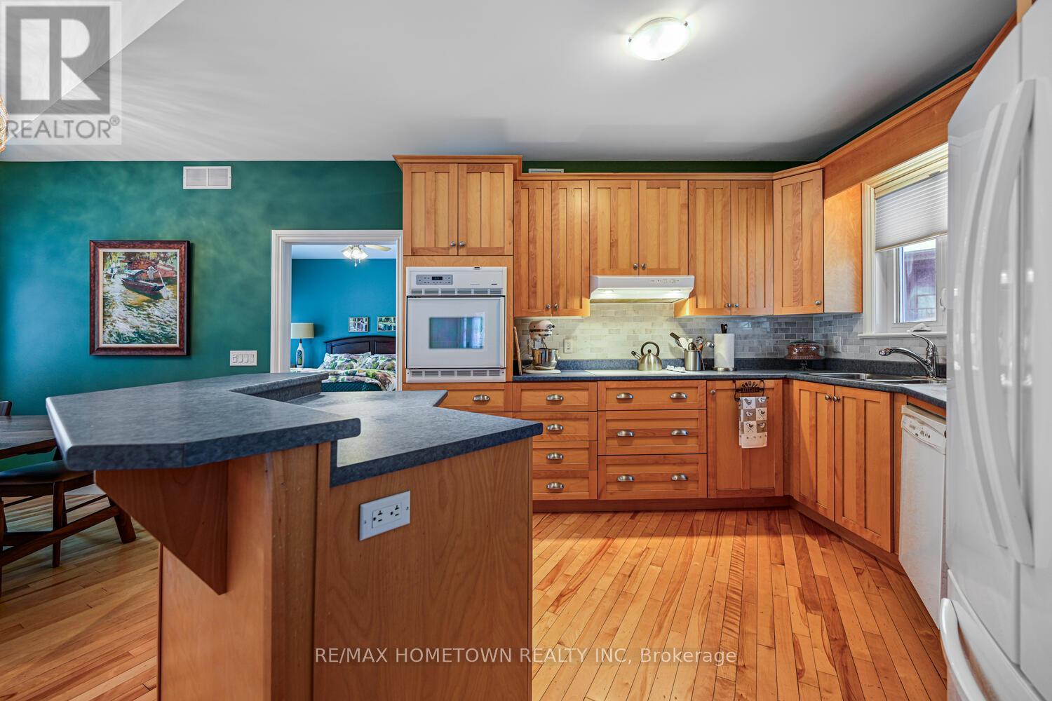 1219 County Road 2 Road