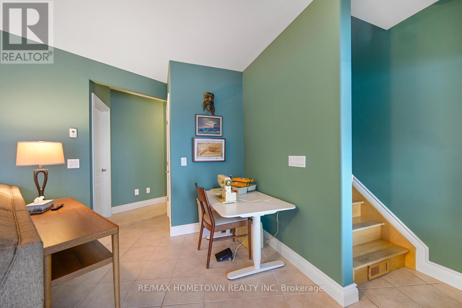 1219 County Road 2 Road