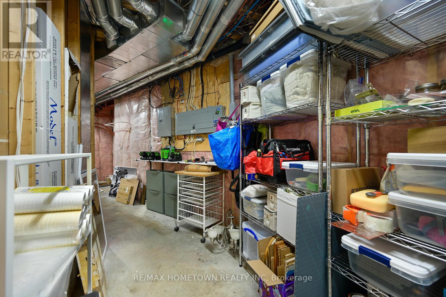 1219 County Road 2 Road