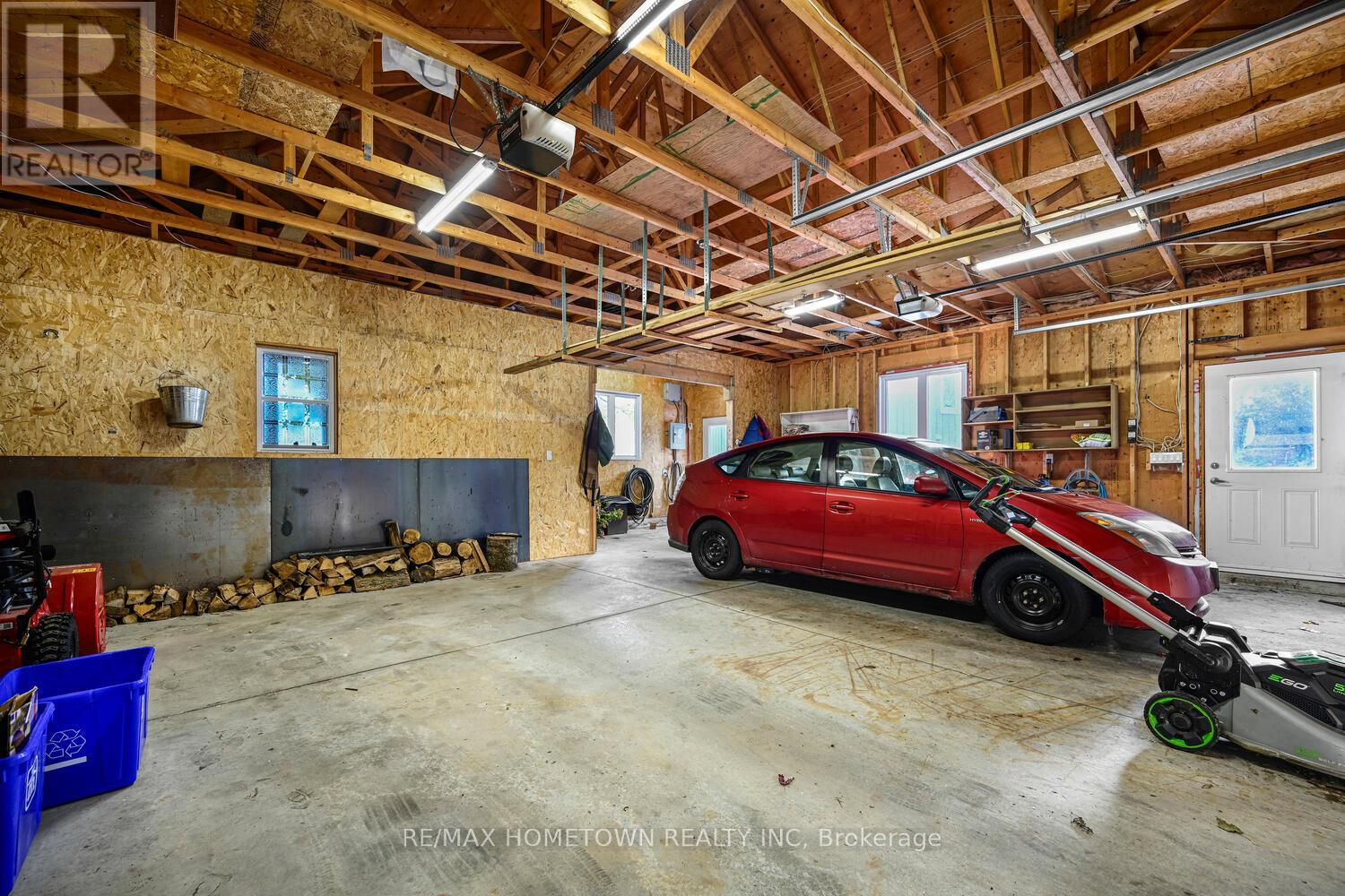 1219 County Road 2 Road