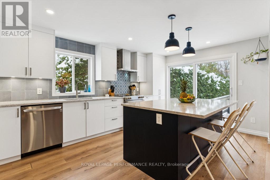 1798 Woodhaven Heights