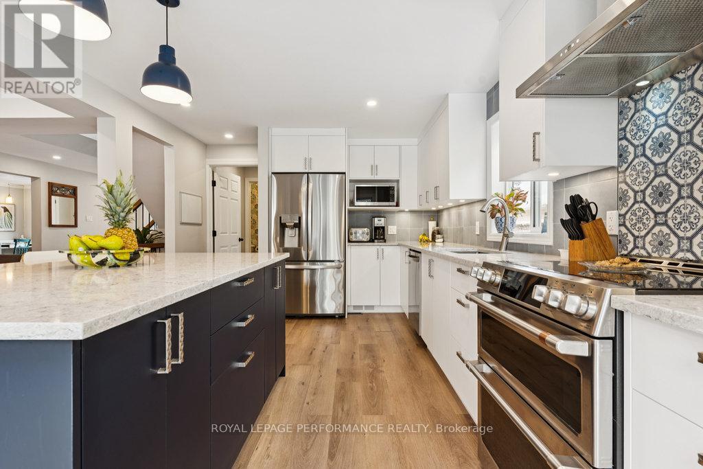 1798 Woodhaven Heights