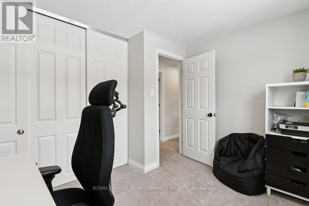 1798 Woodhaven Heights