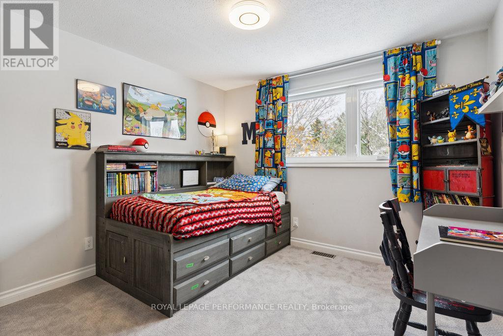 1798 Woodhaven Heights