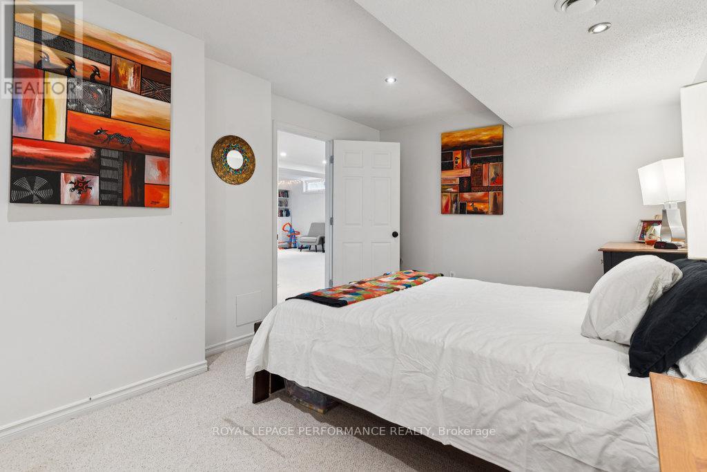 1798 Woodhaven Heights