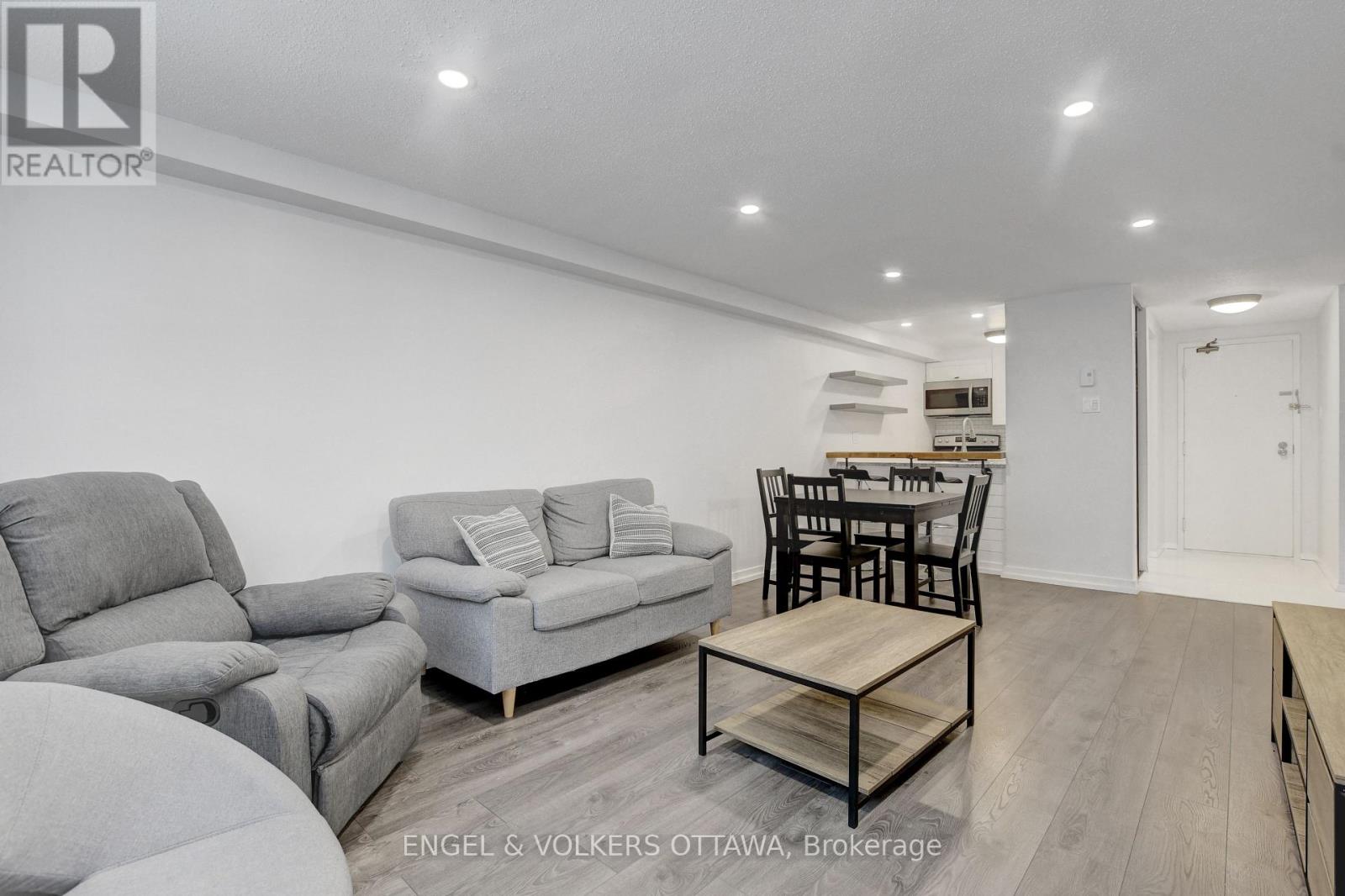 112 - 6532 Bilberry Drive