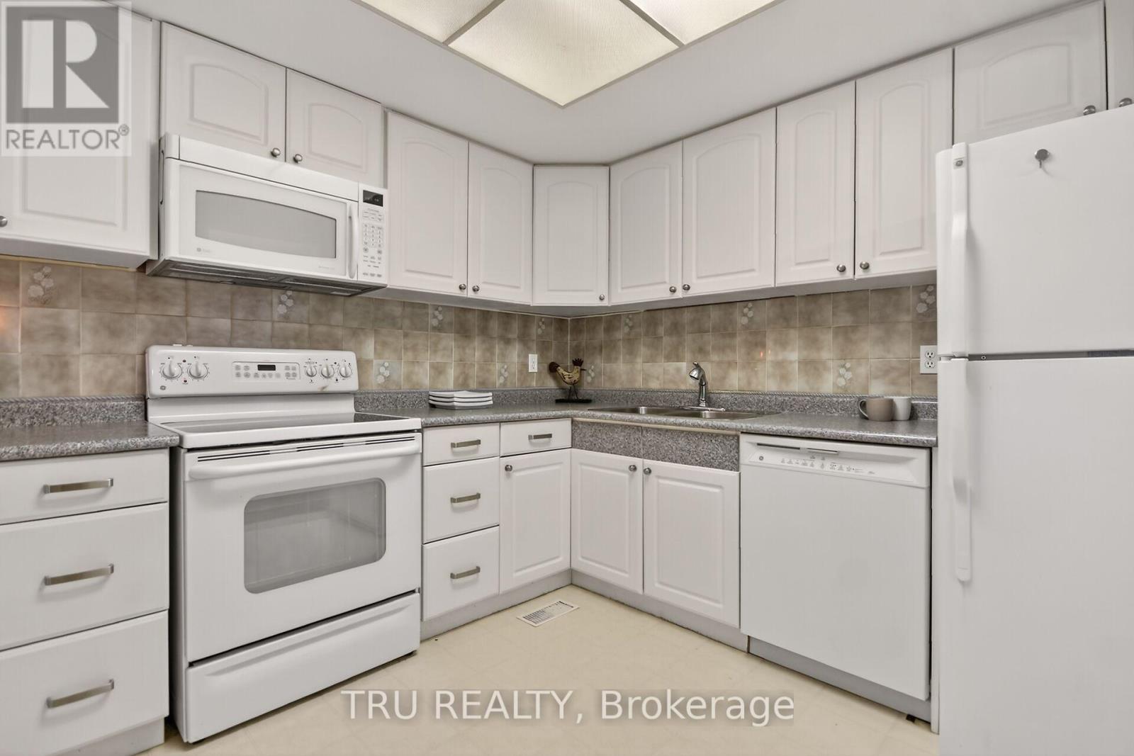 82 - 215 Temby Private