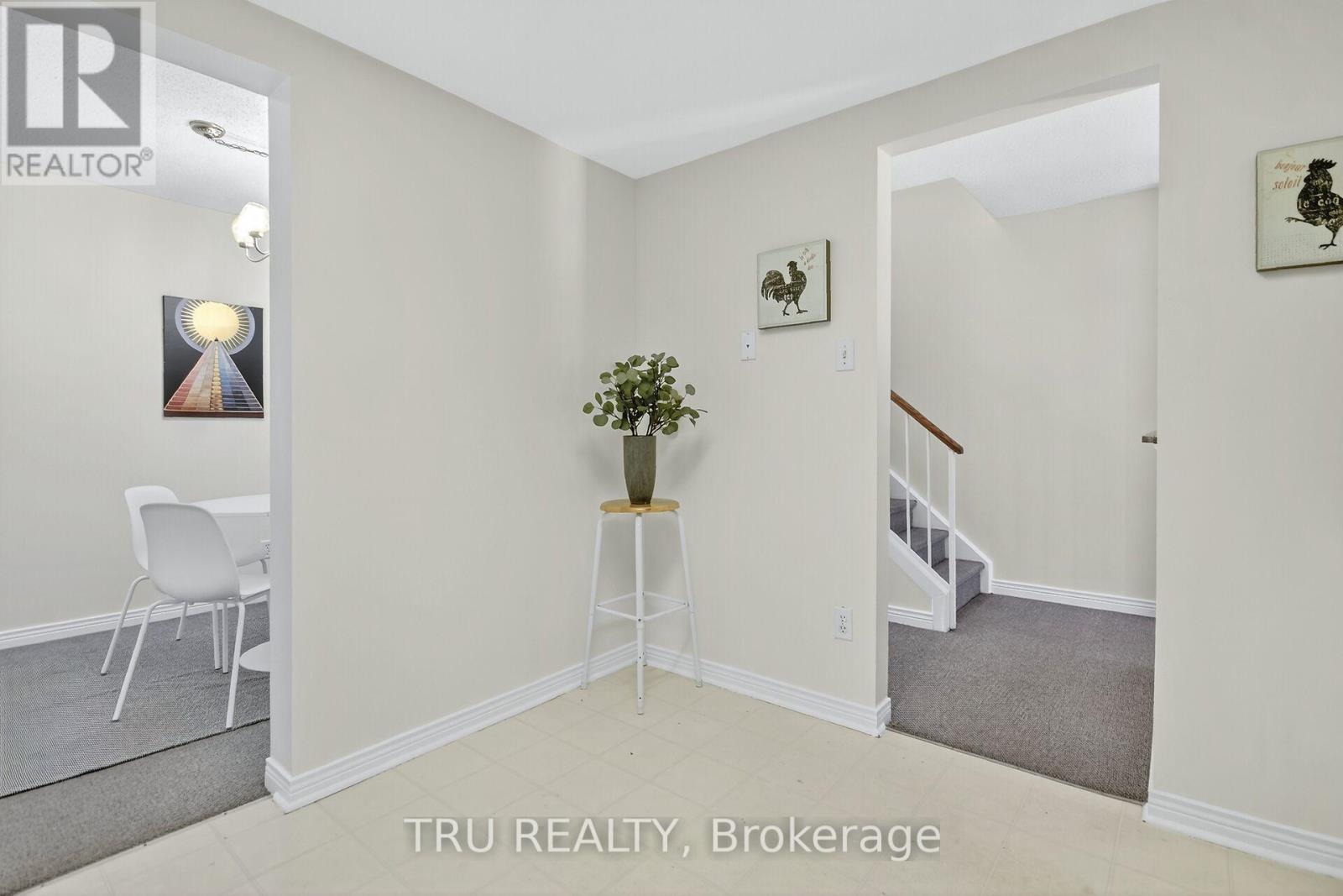 82 - 215 Temby Private