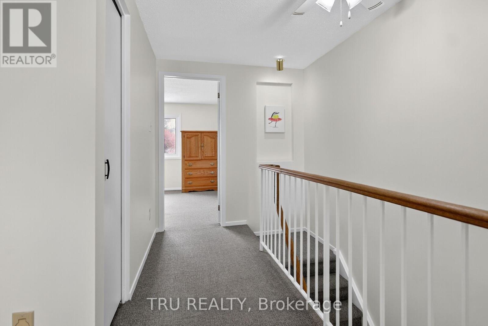 82 - 215 Temby Private