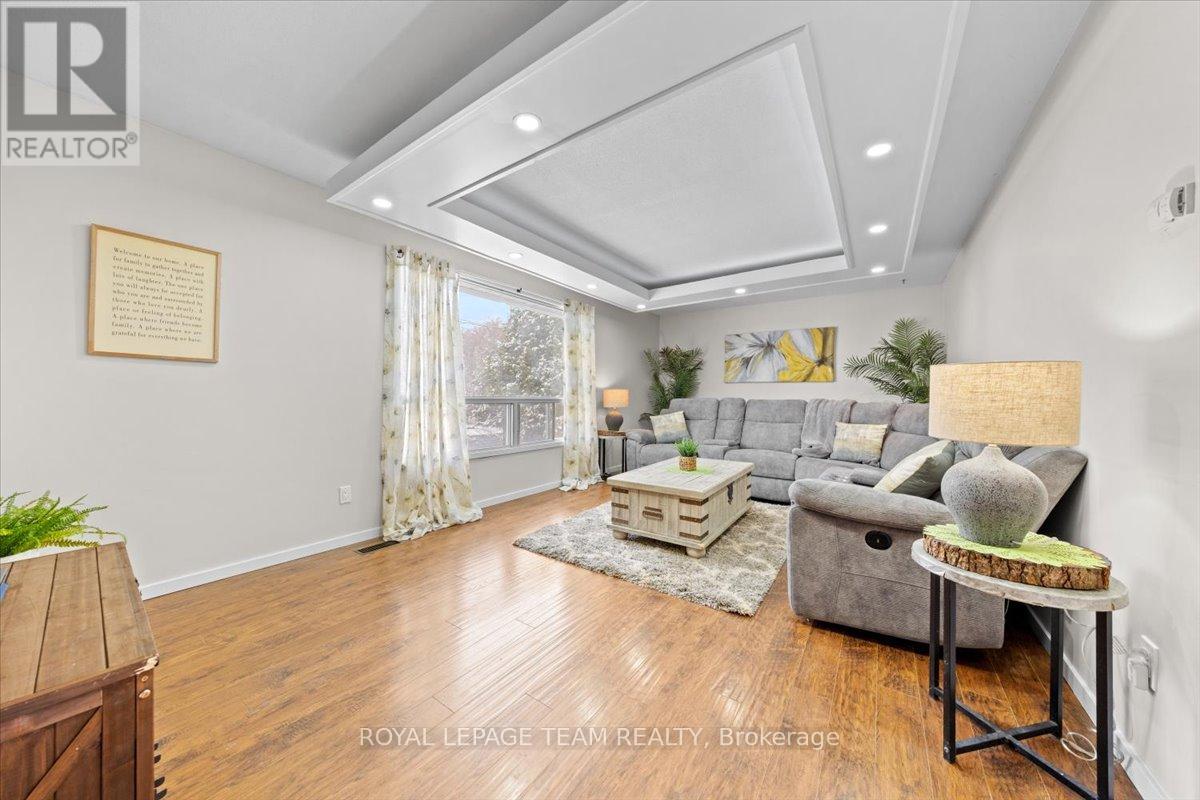 9161 County Rd 6 North