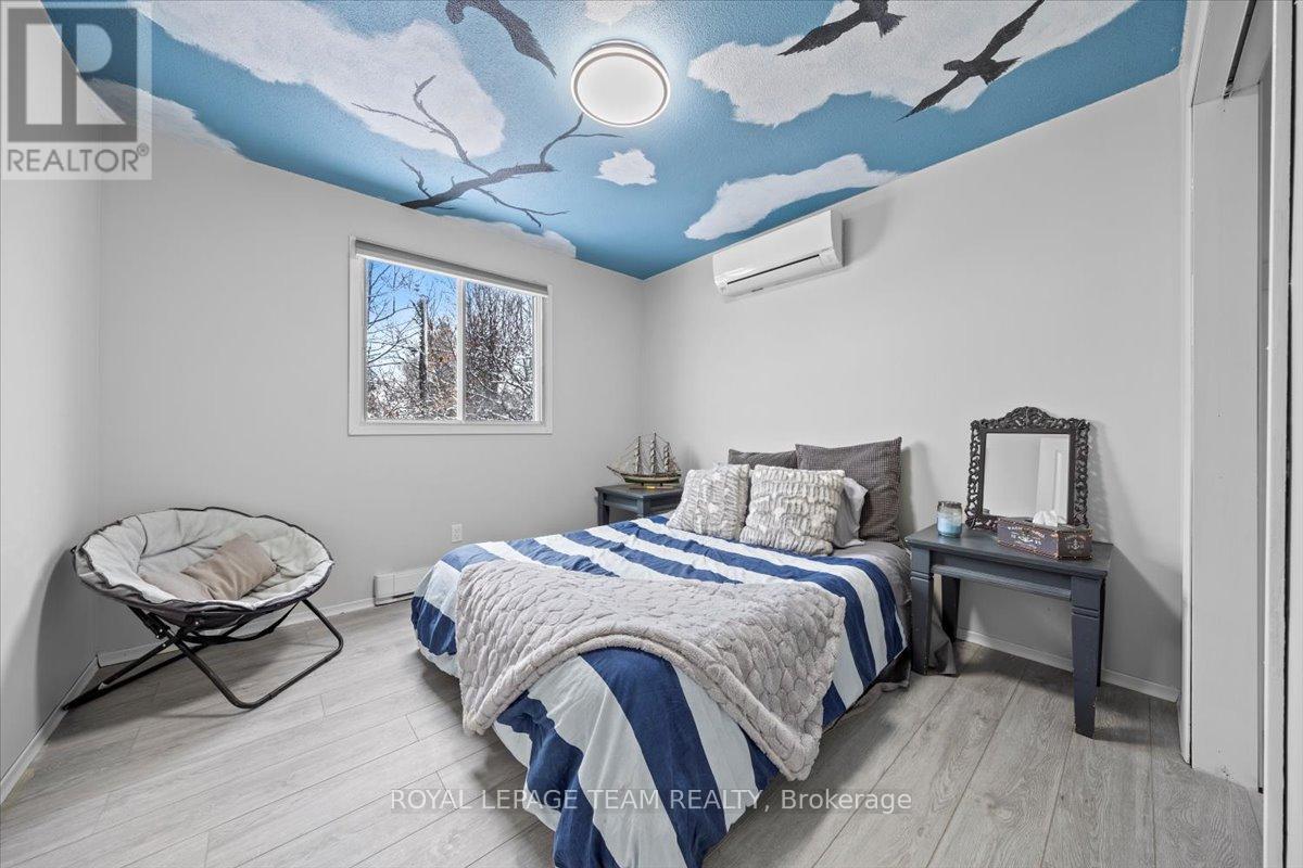 9161 County Rd 6 North