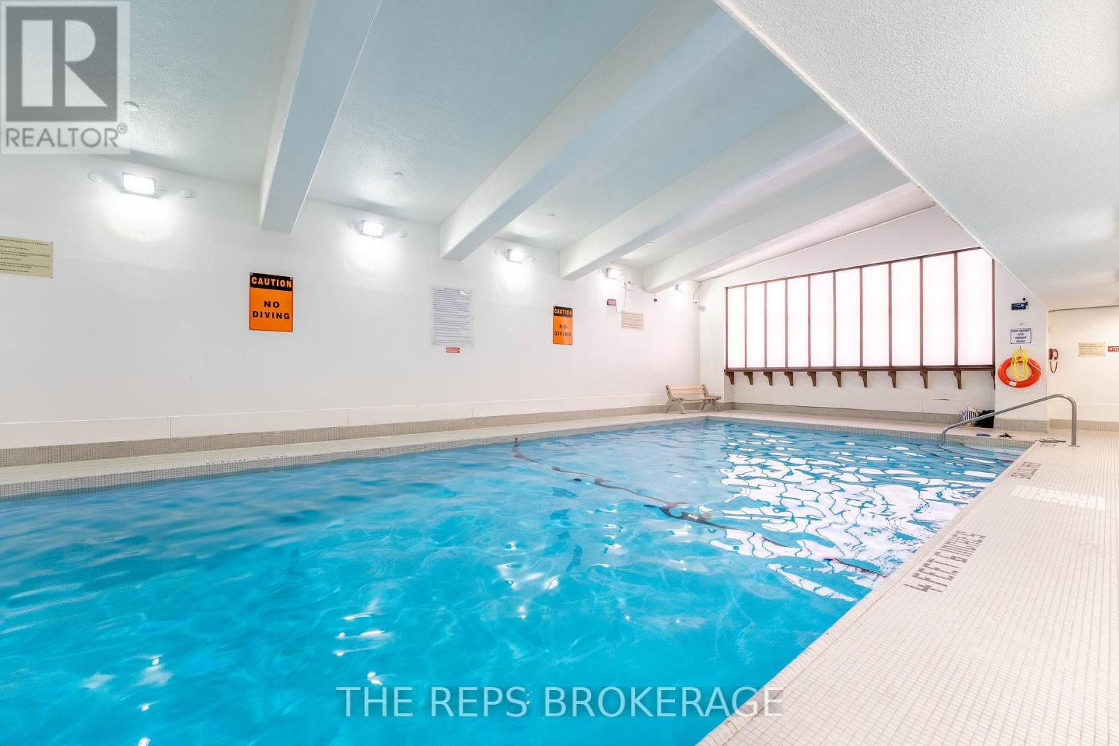 2001 - 900 Dynes Road