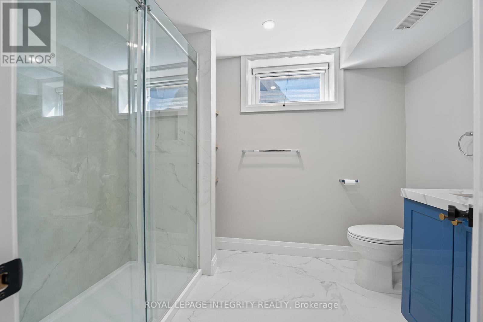 3440 Woodroffe Avenue