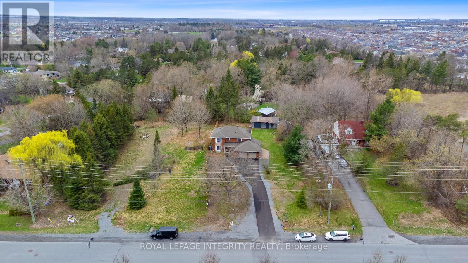 3440 Woodroffe Avenue