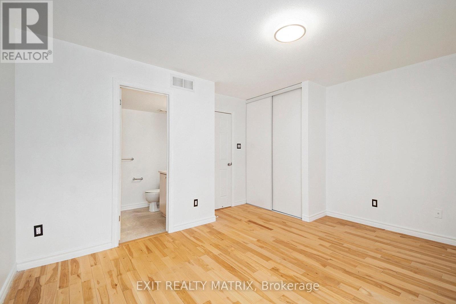 43 - 594 Lakeridge Drive