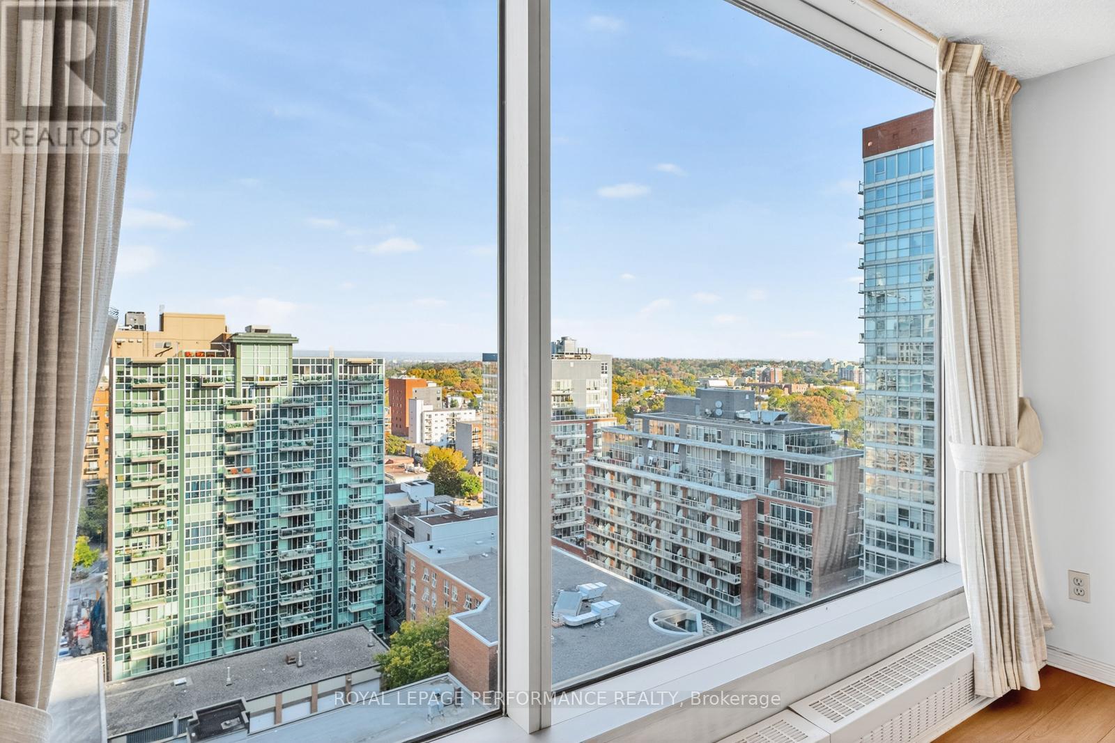 1603 - 160 George Street