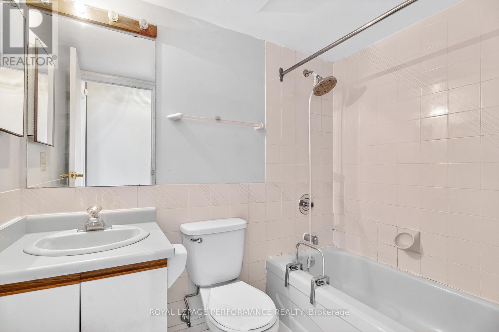 1603 - 160 George Street