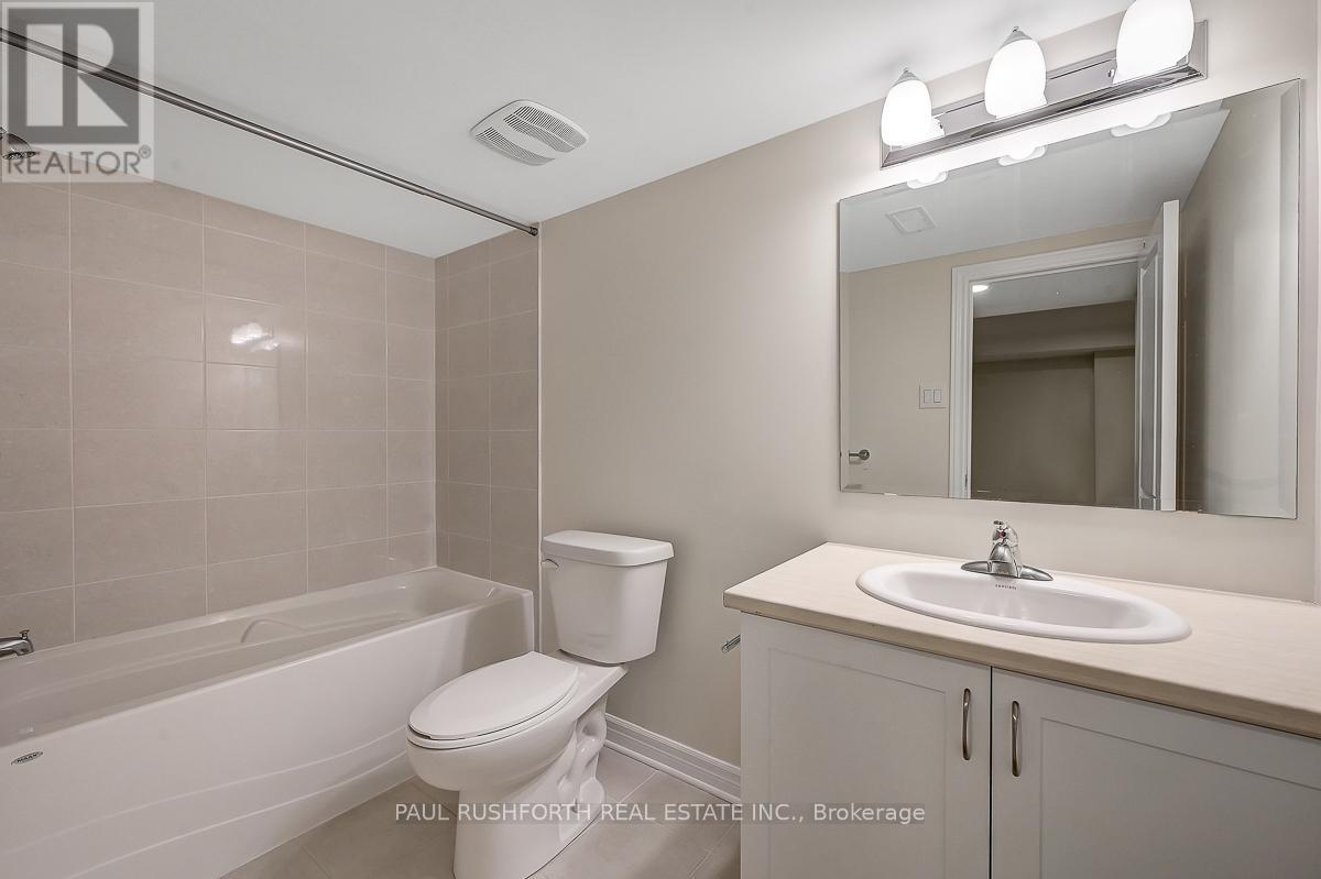 115 Discovery Crescent