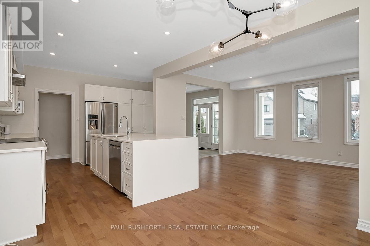 115 Discovery Crescent