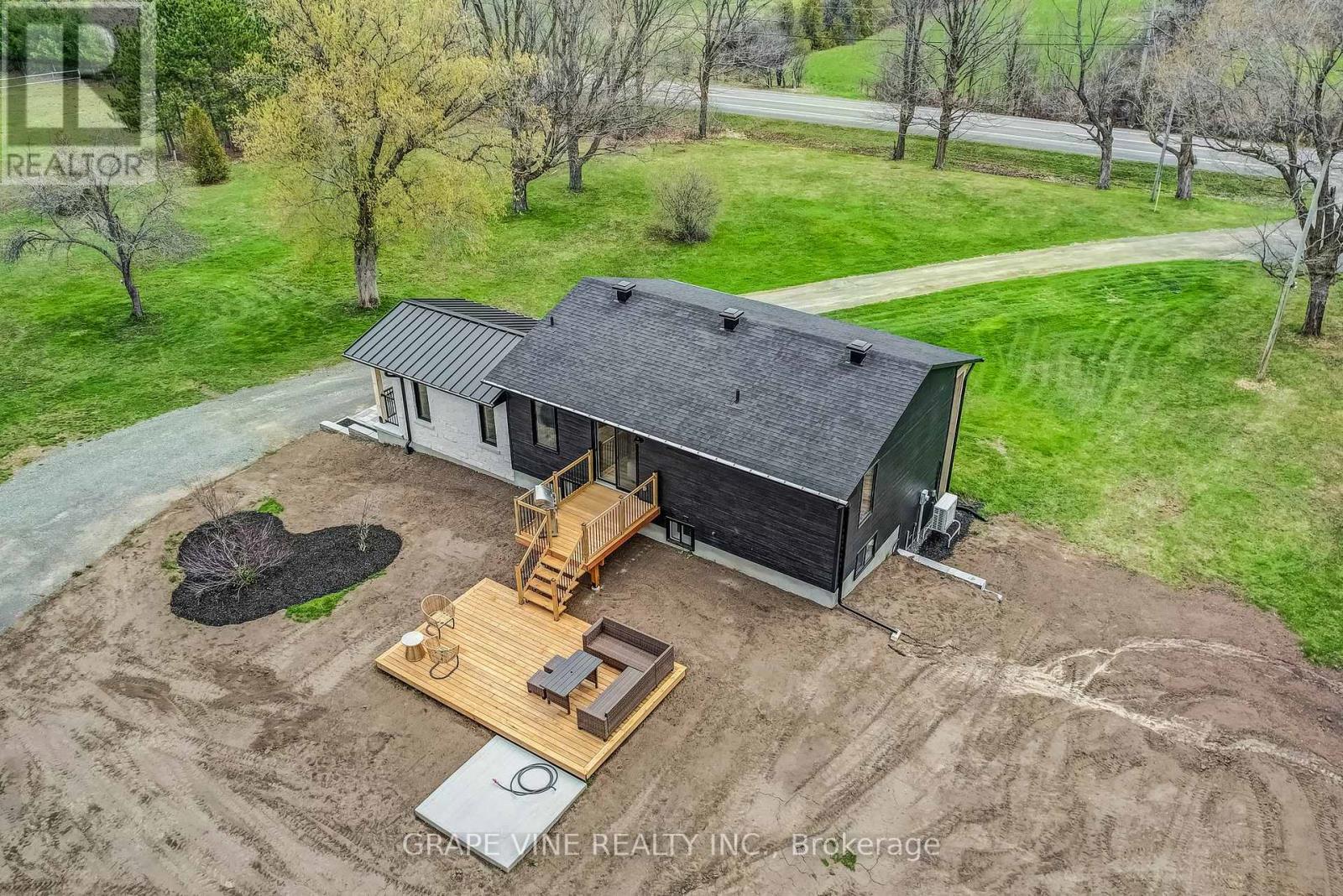 1671 County Rd 43 Road