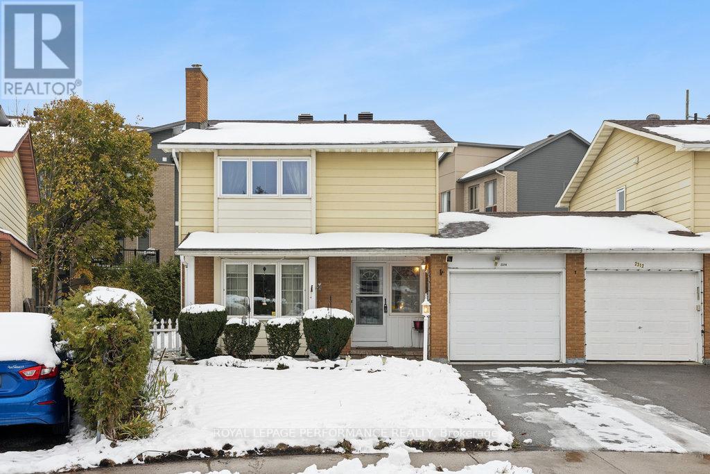 2314 Cotters Crescent