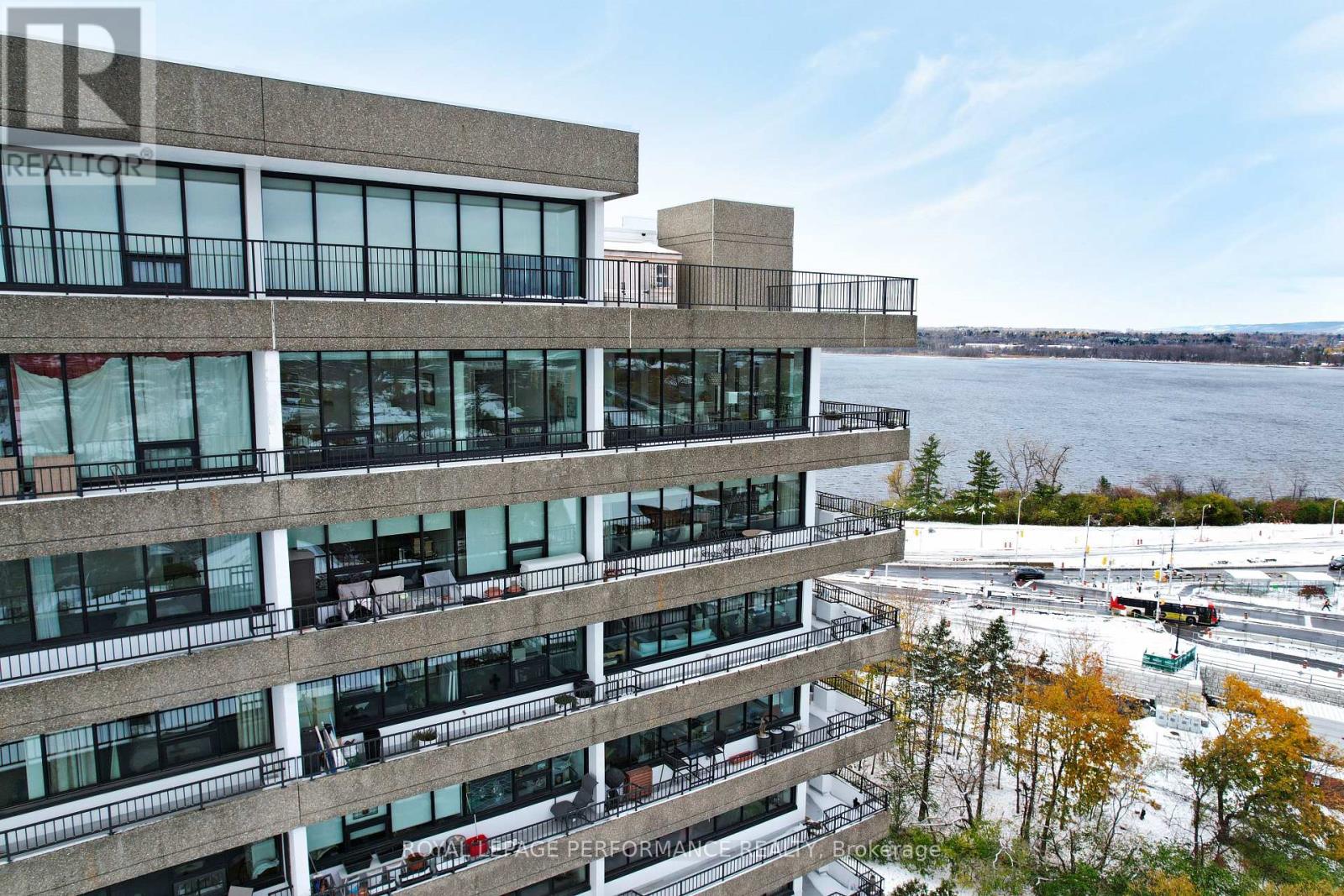 Ph3 - 370 Dominion Avenue