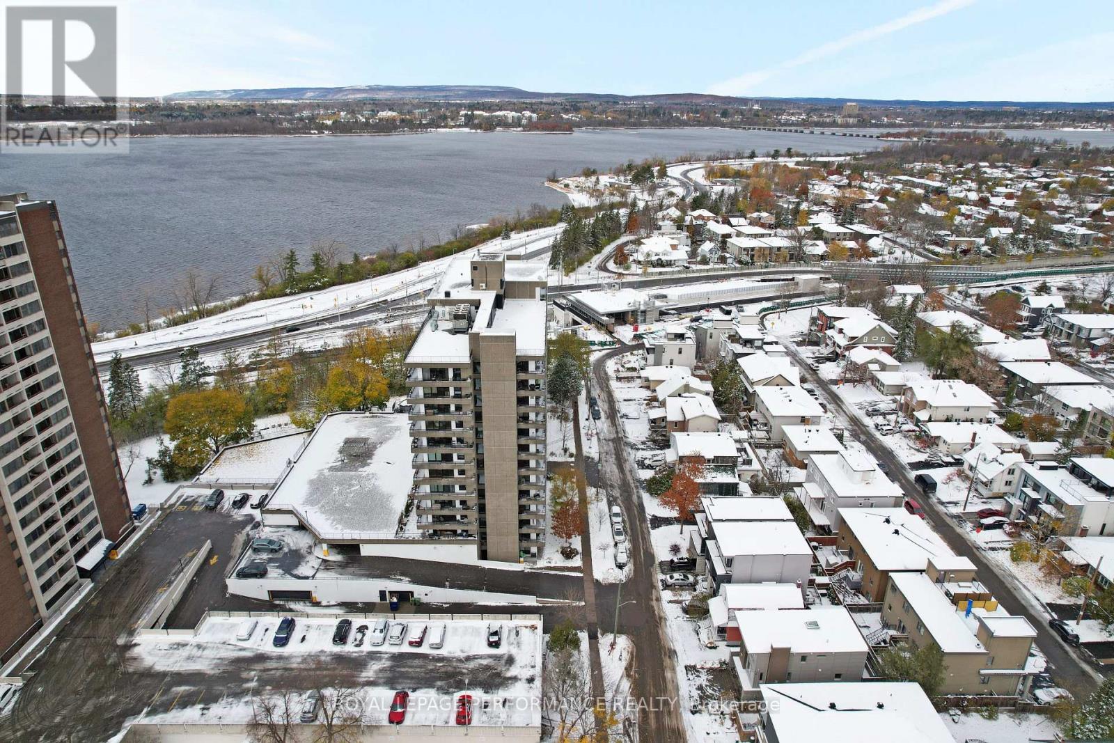 Ph3 - 370 Dominion Avenue