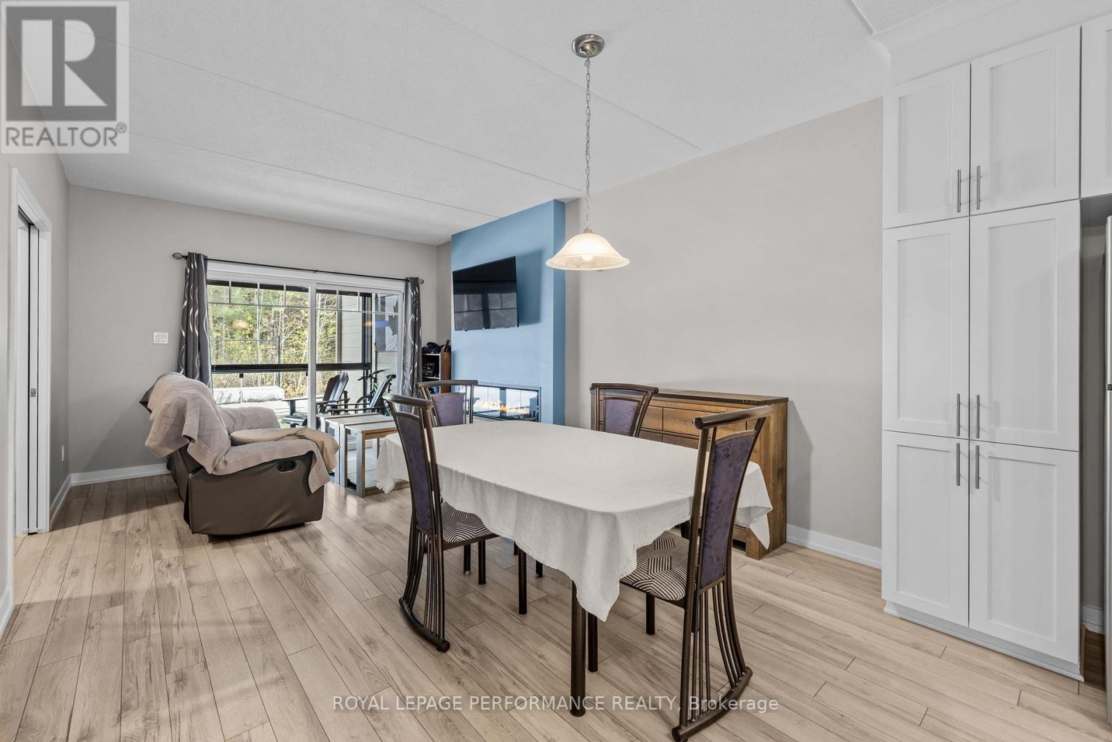 404 - 99 St Moritz Trail