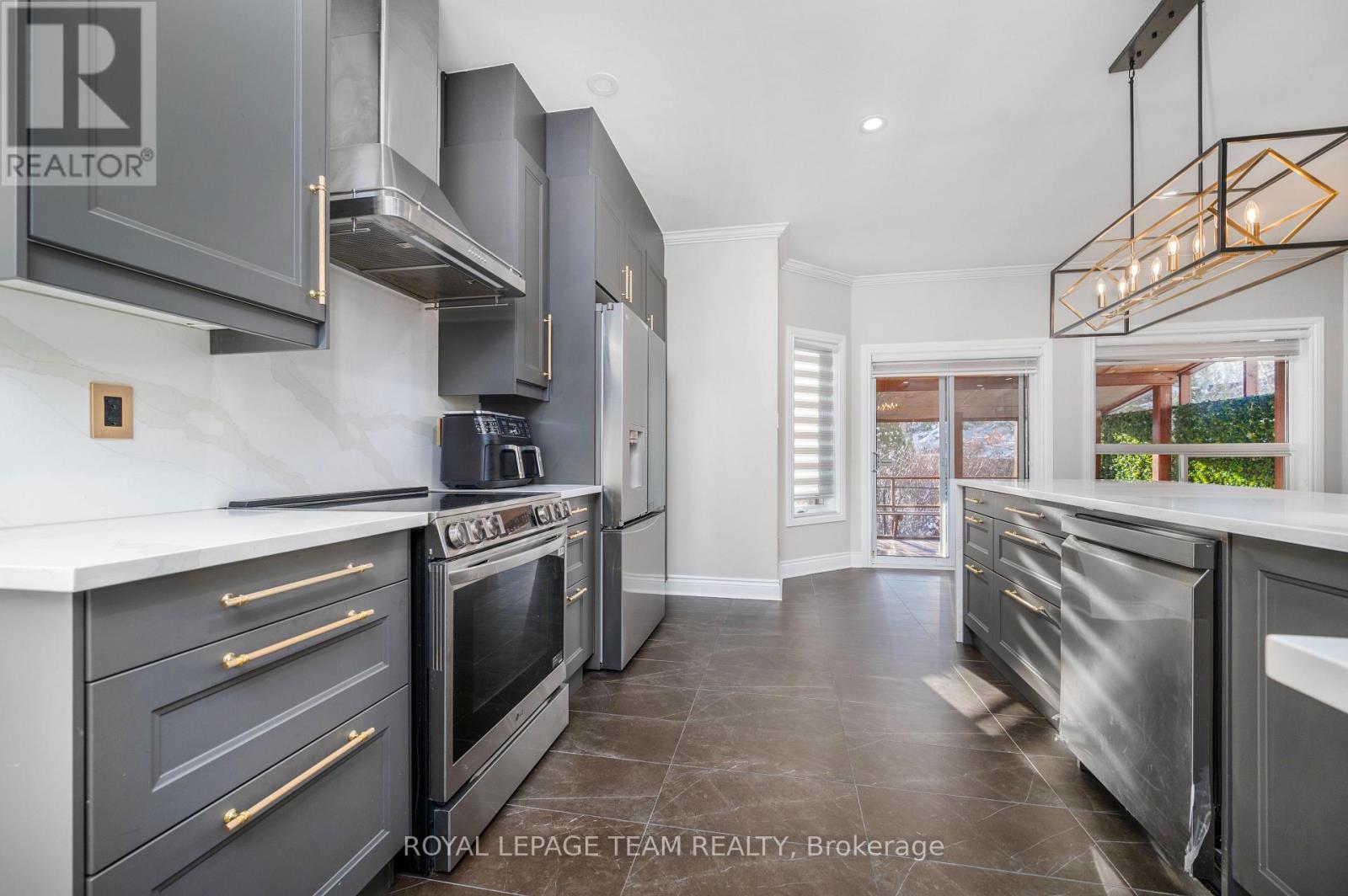 115 Grandpark Circle