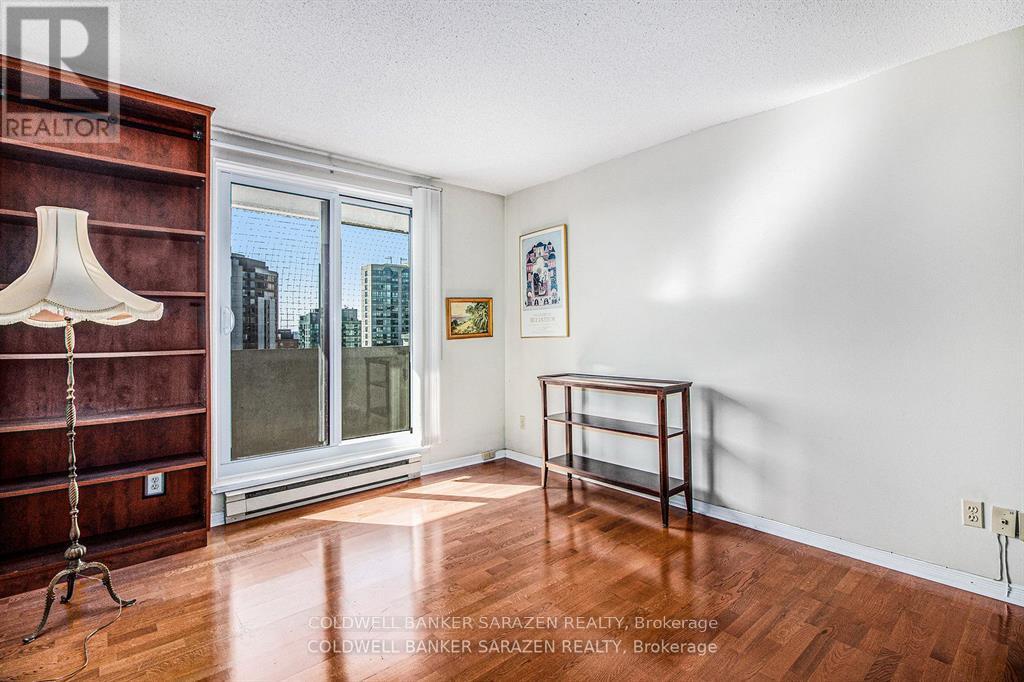 2307 - 199 Kent Street