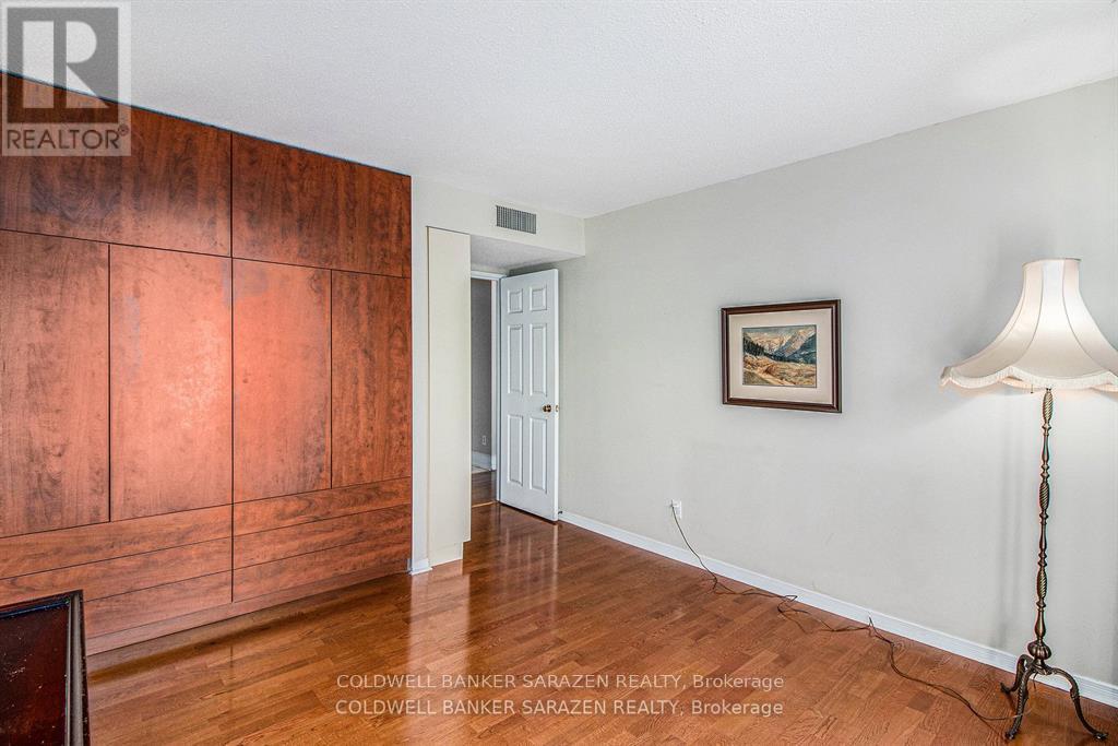 2307 - 199 Kent Street