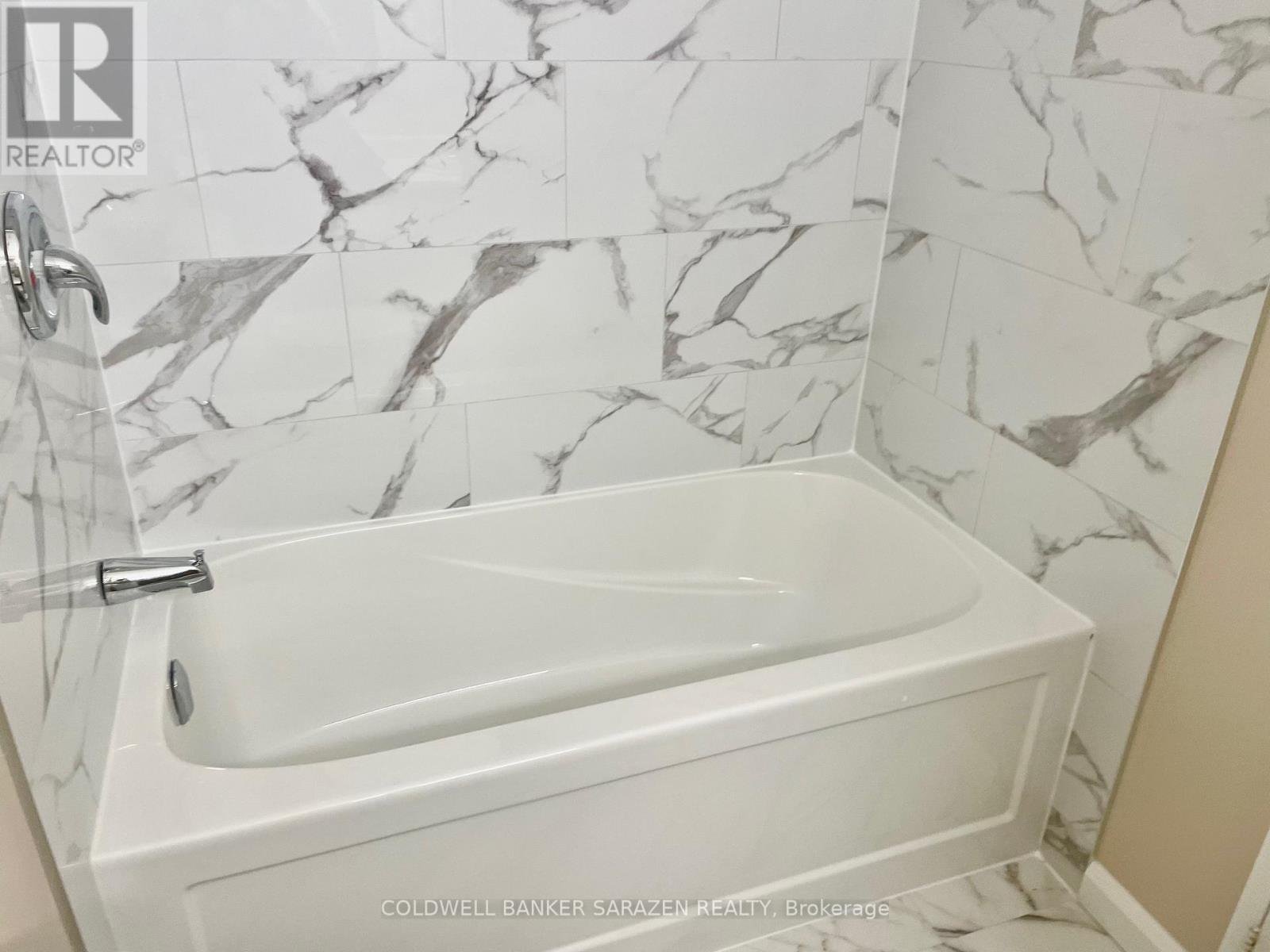 2307 - 199 Kent Street