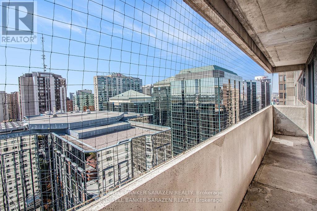 2307 - 199 Kent Street