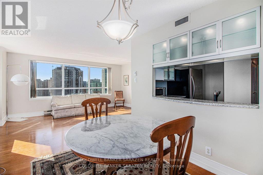 2307 - 199 Kent Street