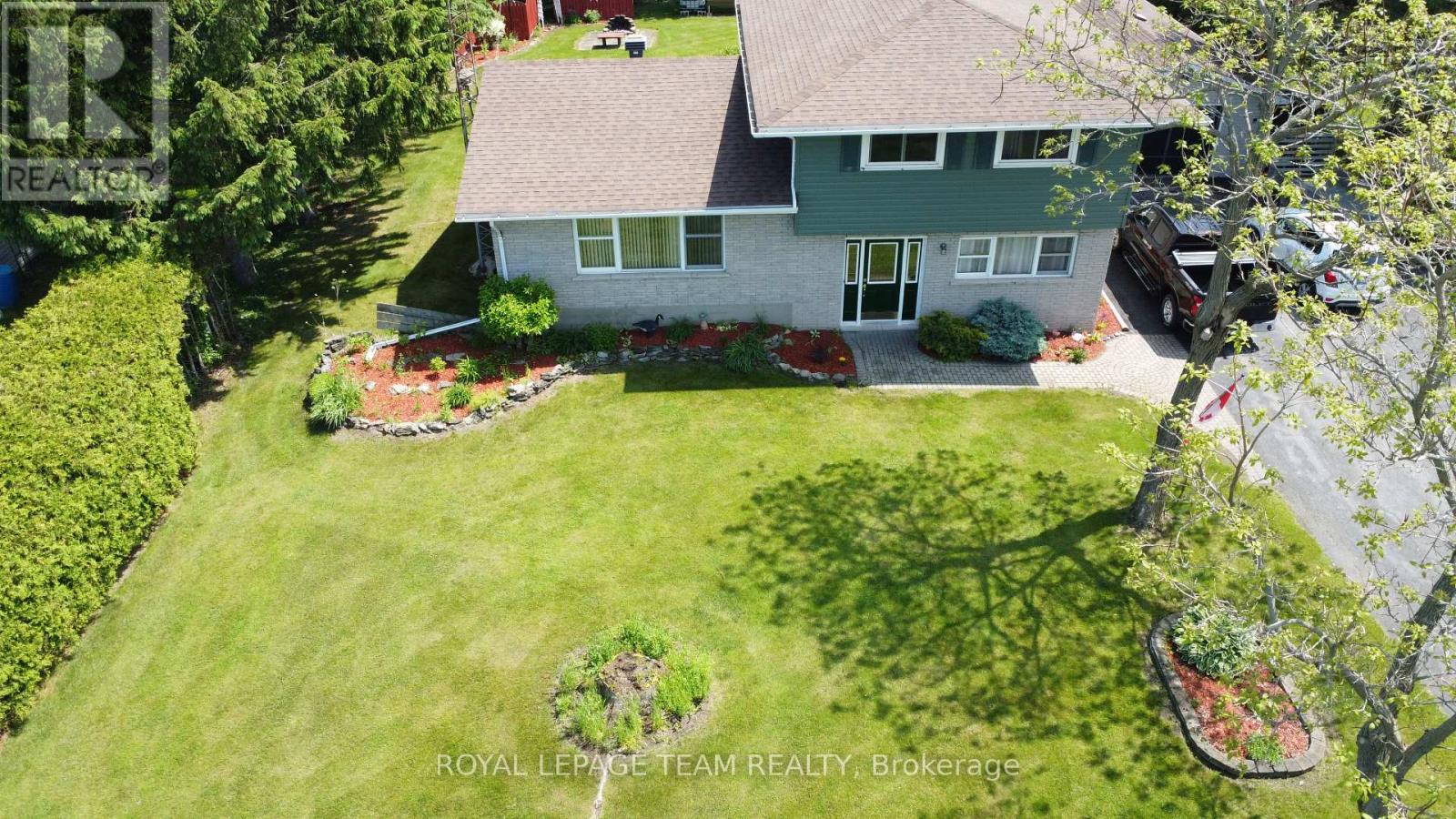 4951 (hwy 31) Bank Street N